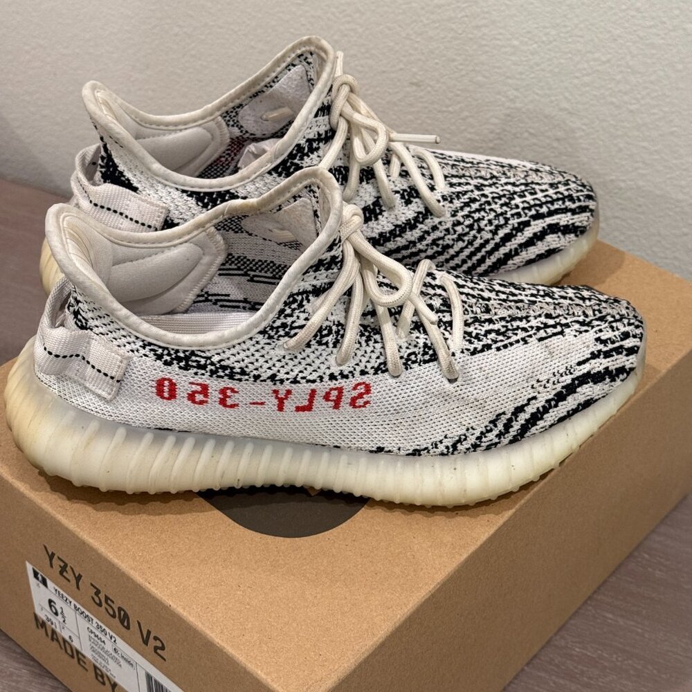YEEZY BOOST 350 V2 CP9654 WHITE/BLACK/RED BLANC/NOIESS/ROUGE - Picture 6 of 11